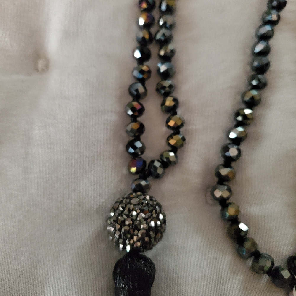 Necklace - Picture 2 of 3